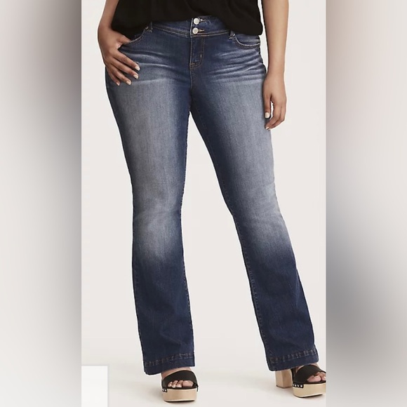 COPY - Torrid 18s flare denim jeans - Picture 1 of 1